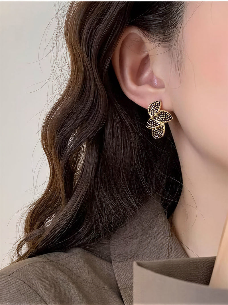 暗閃花瓣 立體鋯石 耳釘-黑色-均碼