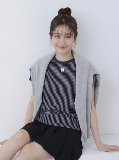 細條紋圓領修身短袖T恤