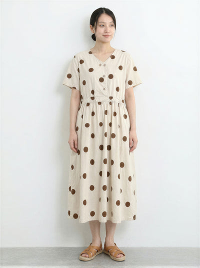 淺米色波點抽繩收腰A字中長款洋裝