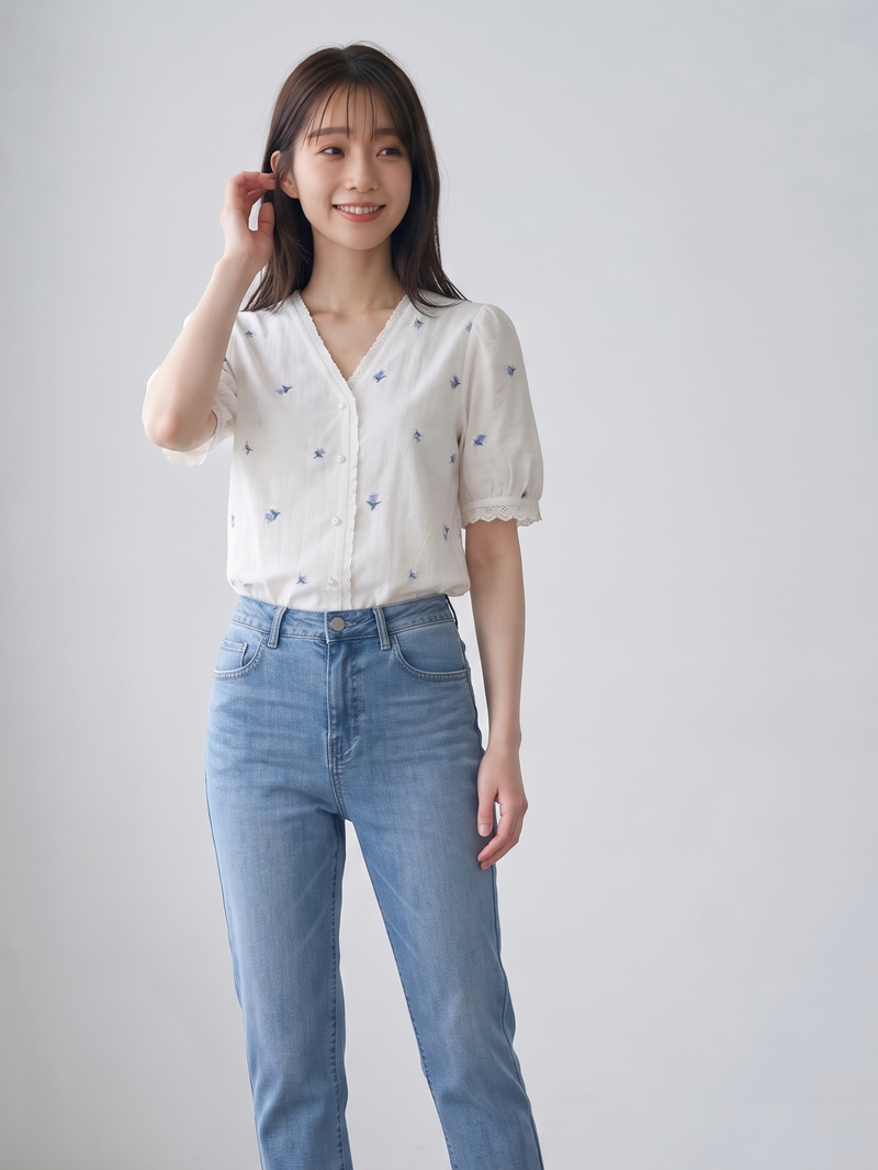V領蕾絲滾邊刺繡泡泡袖短袖襯衫