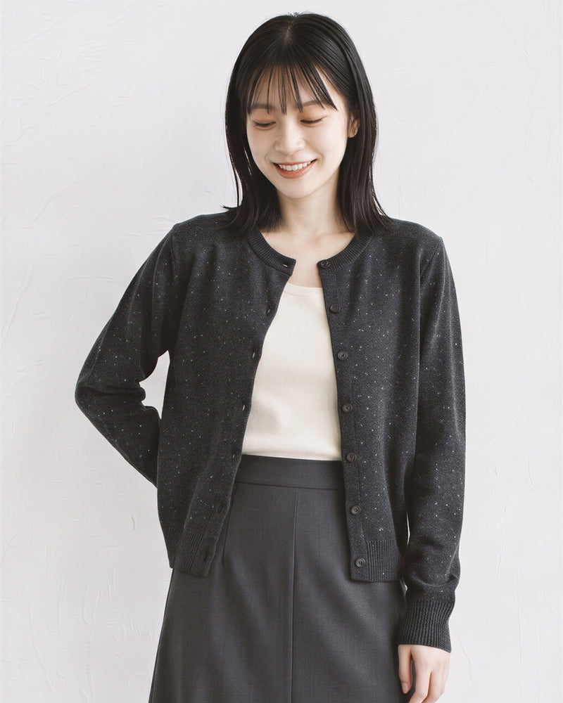 圓領滿版印花淺米色針織開襟衫-黑色-均碼
