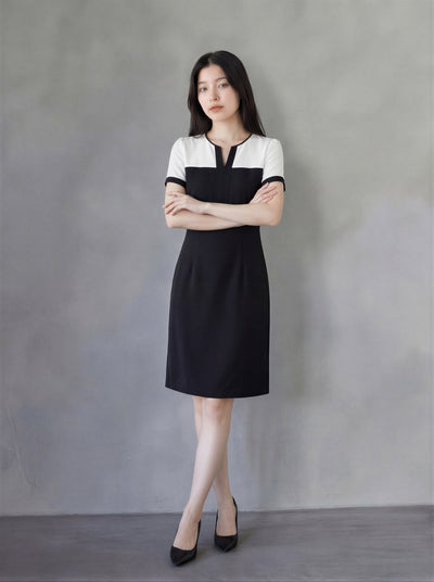 黑白撞色拼接 V領收腰A字連身裙