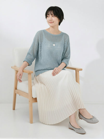 鏤空蕾絲紋寬鬆蝙蝠袖針織衫