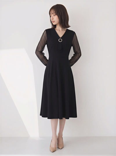 「秋季新品 」M~5XL V領收腰網紗袖蕾絲洋裝
