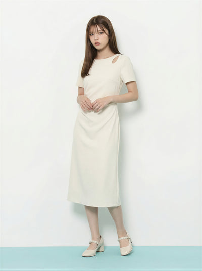 肩部挖空 斜褶收腰 直筒A字擺短袖洋裝