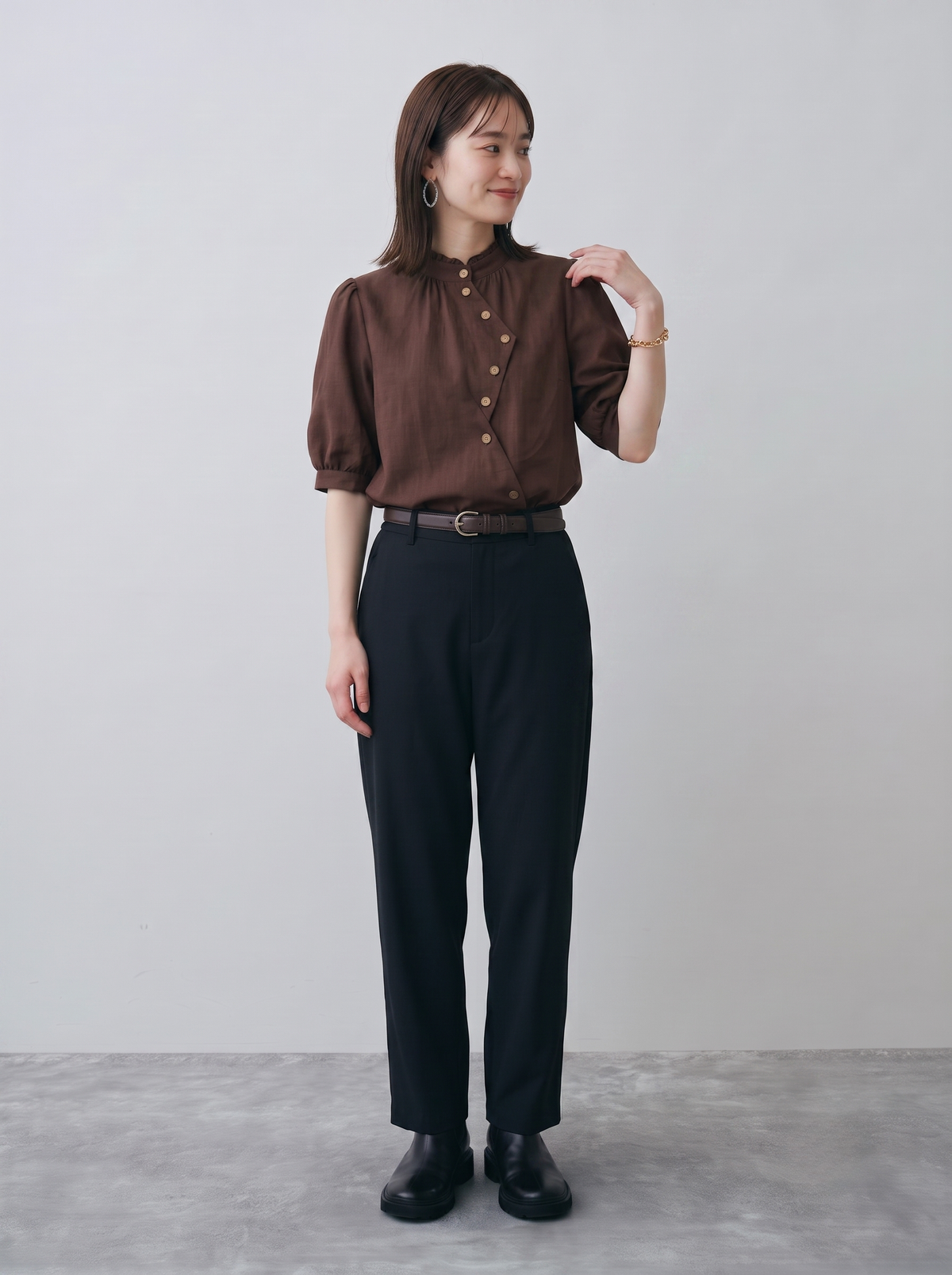 S-2XL 木耳邊斜襟泡泡袖襯衫