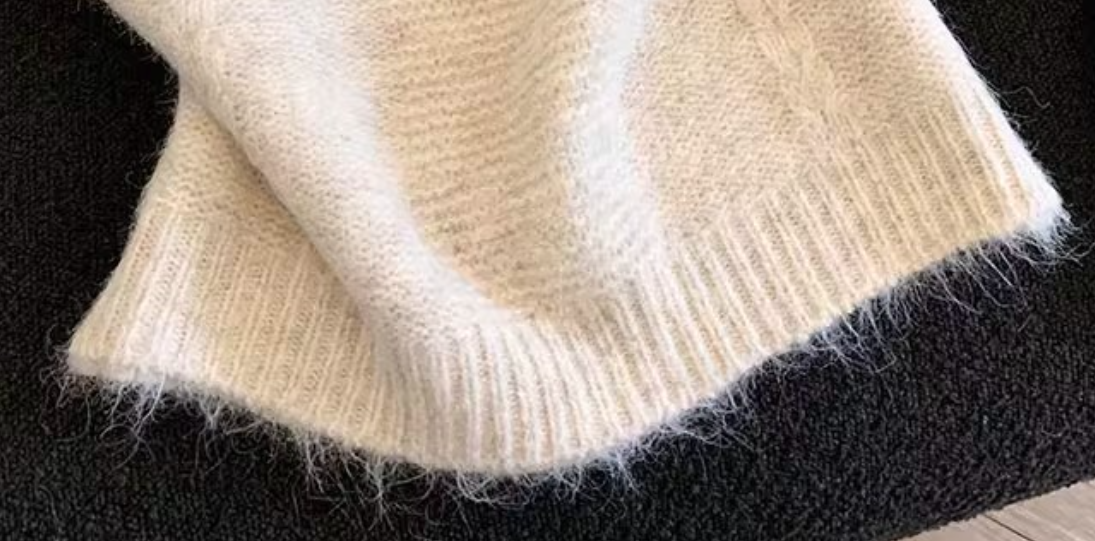 S-XL 米色珠飾V領毛絨感針織背心