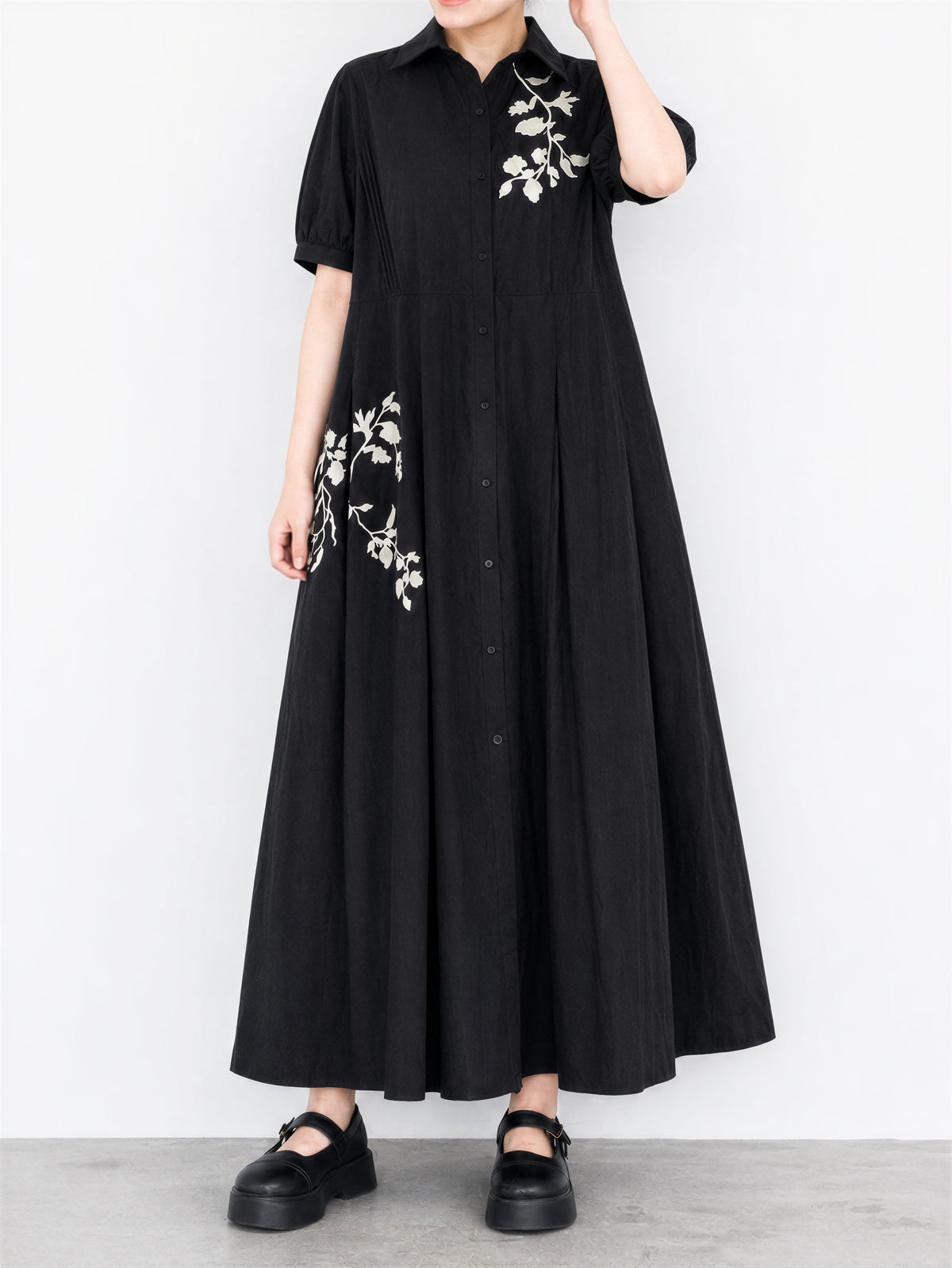 刺繡拼接抽摺短袖洋裝-黑色-XL
