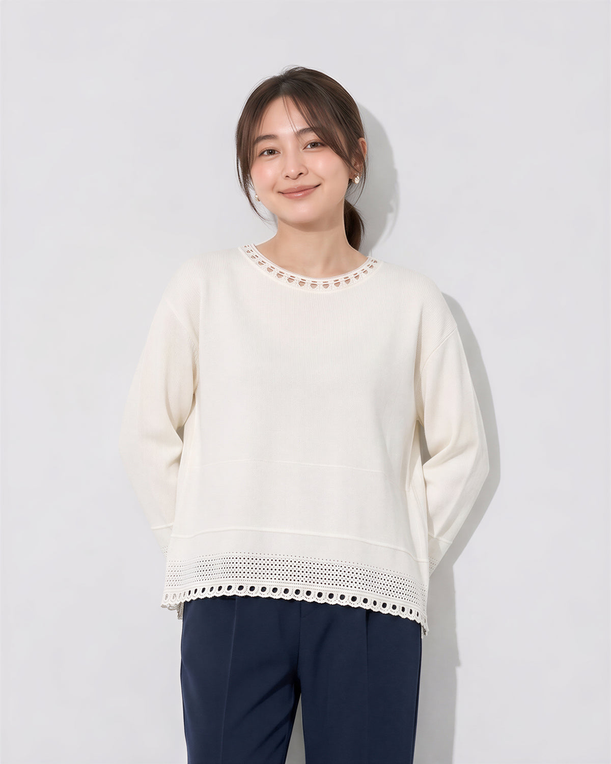 S-2XL 白色鏤空蕾絲 | 圓領針織衫