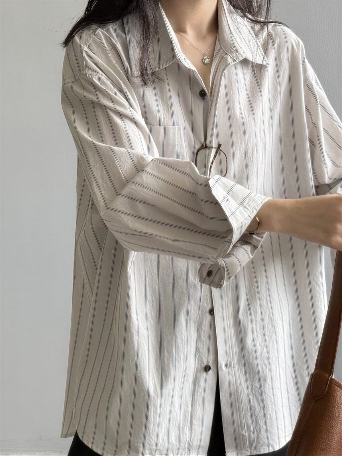 「兩色」「秋季新品 」S-XL 寬鬆條紋拼接口袋襯衫