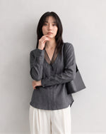 「秋季新品 」S-XL 灰色網紗拼接深V襯衫