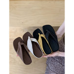 交叉寬帶 軟面平底夾腳人字拖