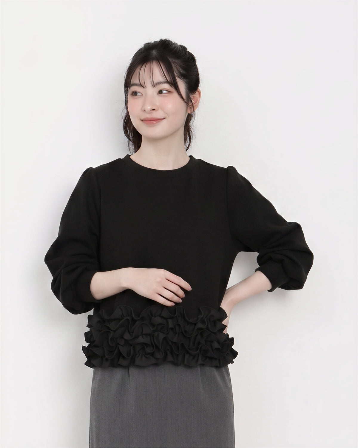 「秋季新品 」「兩色」立體荷葉邊短版衛衣