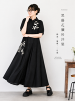 黑色刺繡拼接抽摺短袖洋裝
