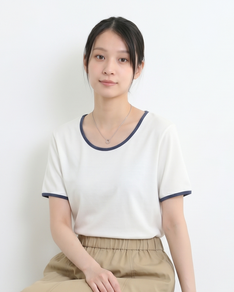 展現鎖骨美，撞色短袖t恤設計感小眾上衣
