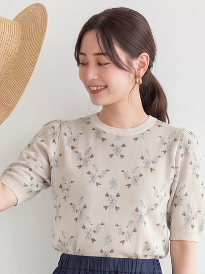小碎花提花泡泡袖針織上衣