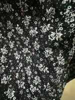 日系刺繡碎花，寬鬆短袖設計感百搭上衣