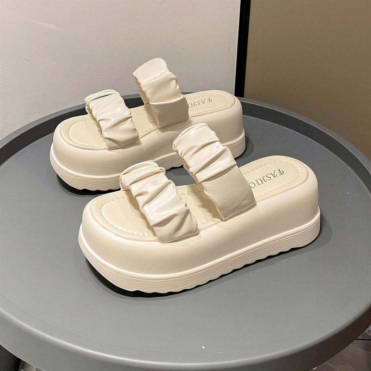 立體皺褶雙帶 厚底增高7cm 女款露趾涼拖鞋