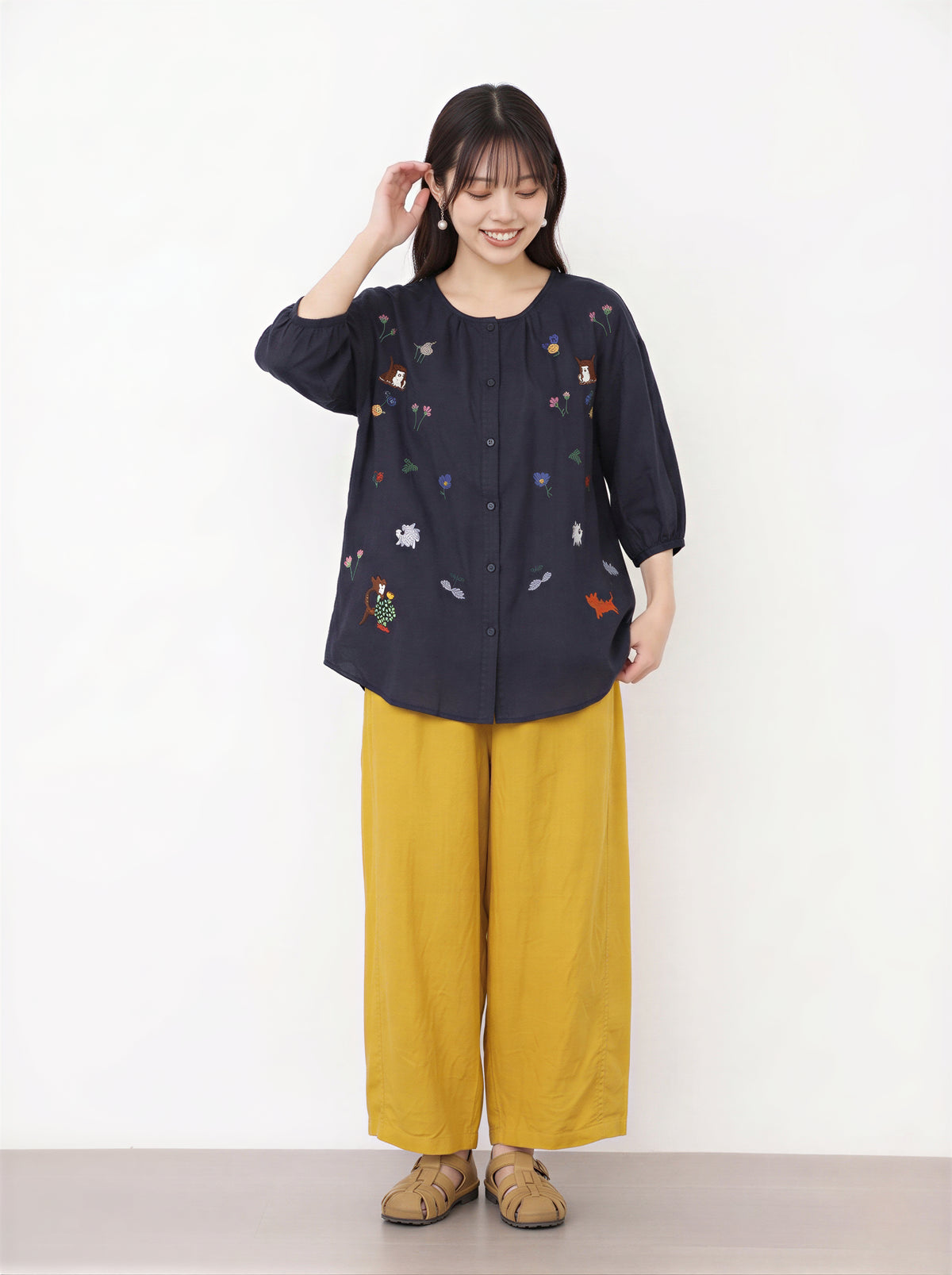 M-4XL 寬鬆刺繡燈籠袖襯衫