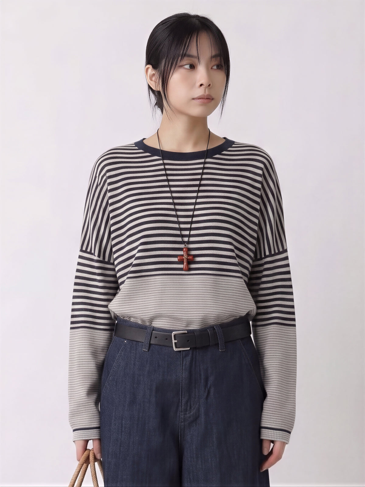 寬鬆落肩·黑白條紋·拼接長袖針織衫