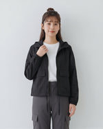 「秋季新品 」「兩色」連帽抽繩短版衝鋒外套