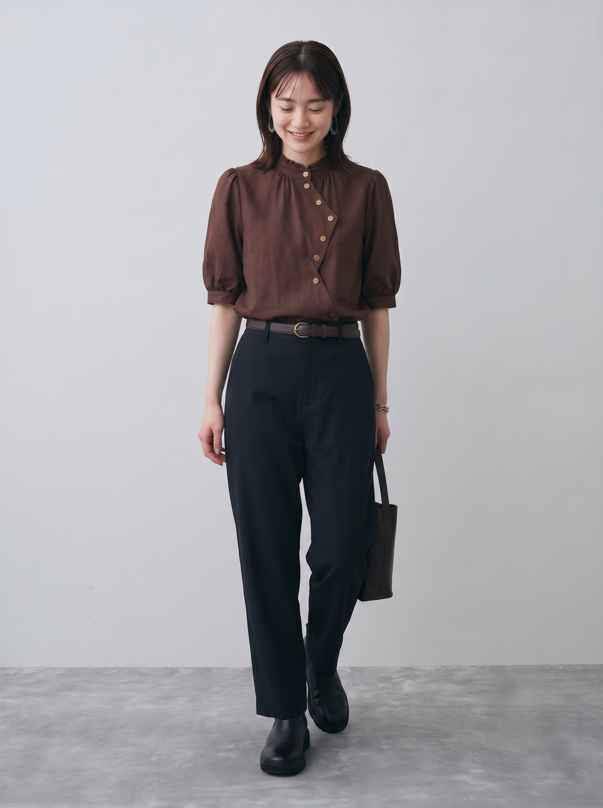 S-2XL 木耳邊斜襟泡泡袖襯衫