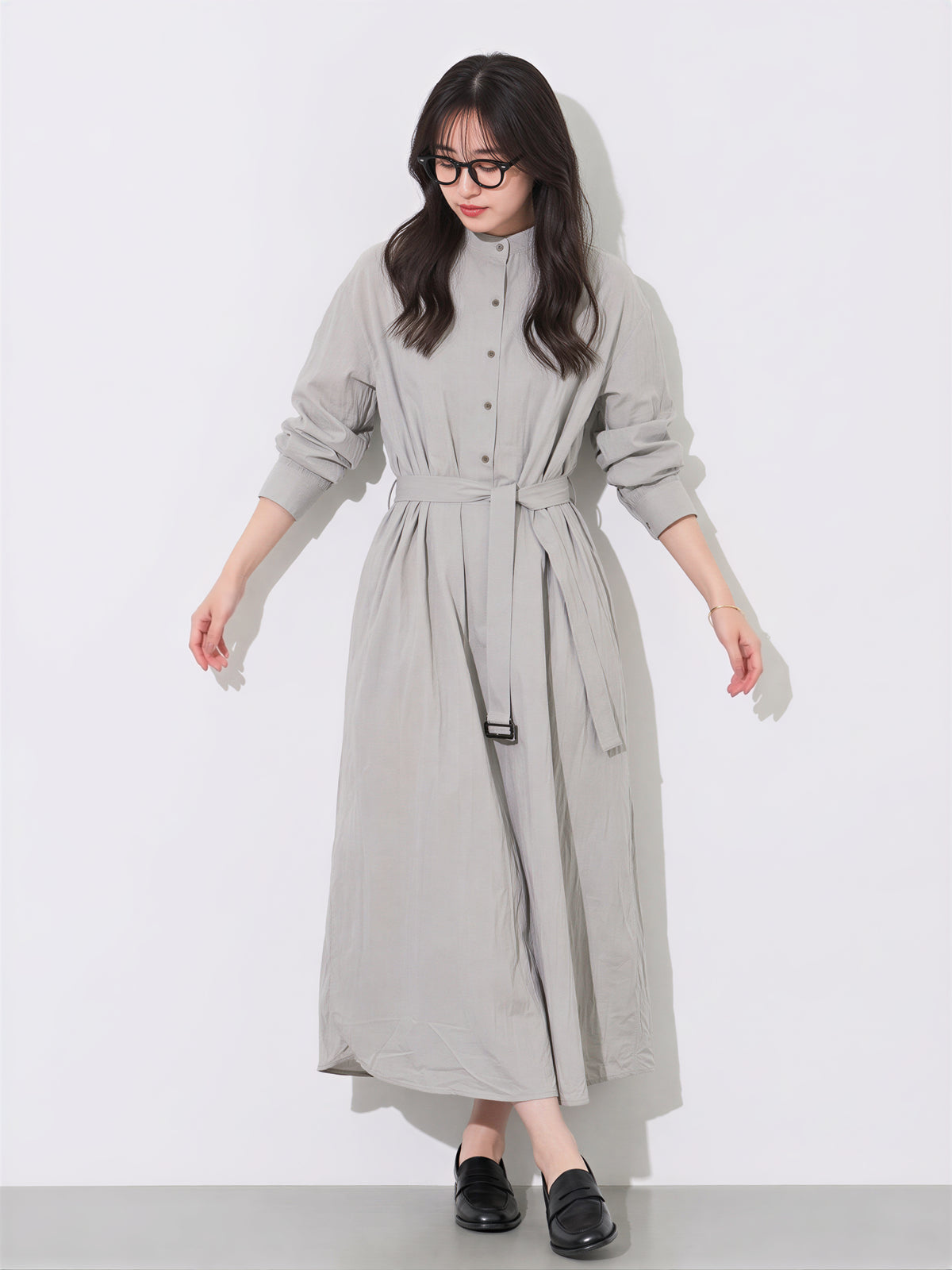 「秋季新品 」M-L 立領綁帶寬鬆襯衫洋裝
