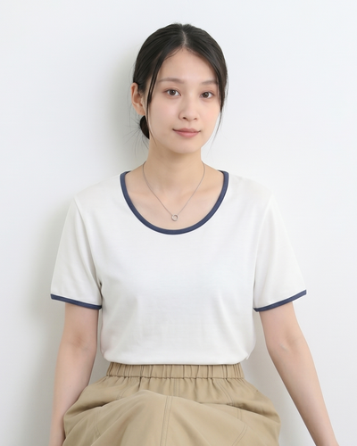 展現鎖骨美，撞色短袖t恤設計感小眾上衣