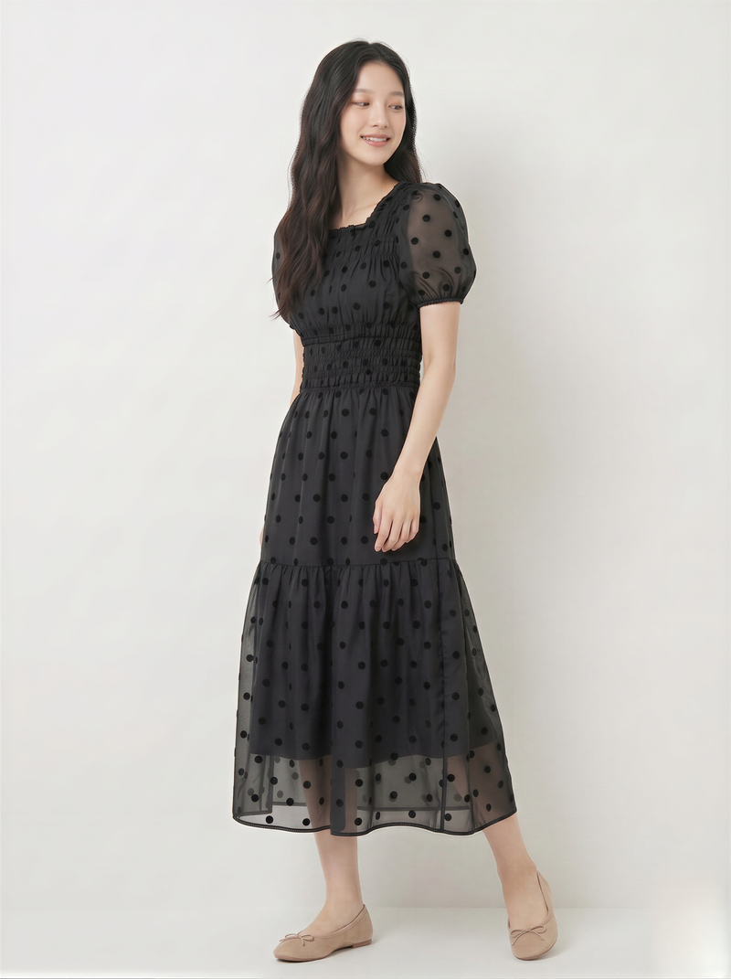 泡泡袖收腰拼接波點洋裝