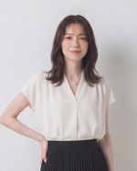 V領落肩無袖褶裥襯衫