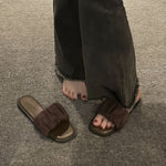皺褶寬帶 柔絨包覆 平底一字拖鞋