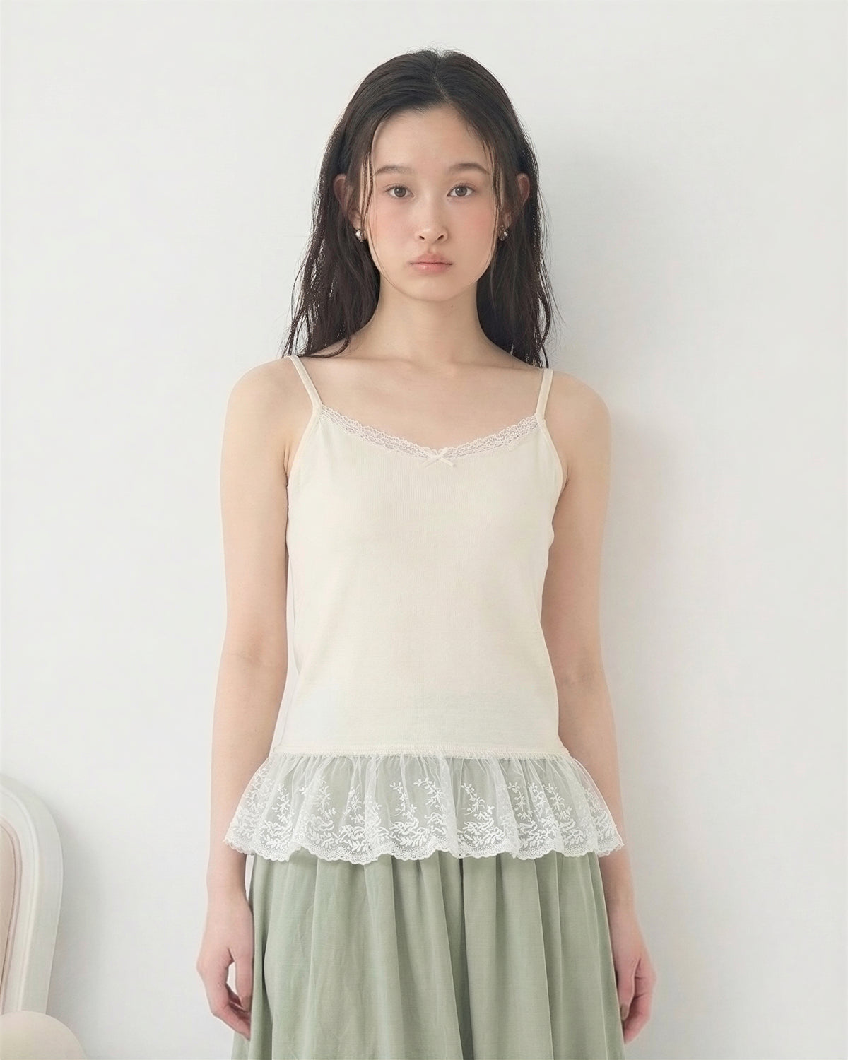蕾絲U領細肩帶背心