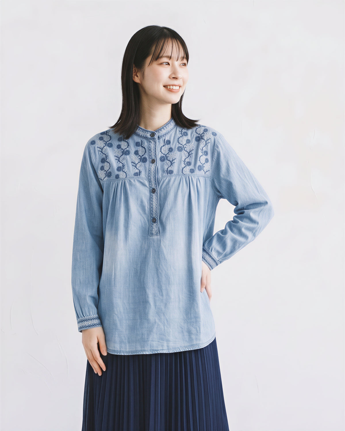「秋季新品 」 M-2XL 刺繡立領寬鬆襯衫