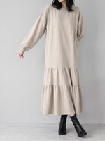 「秋季新品 」「3色」M-L 寬鬆落肩荷葉擺衛衣洋裝