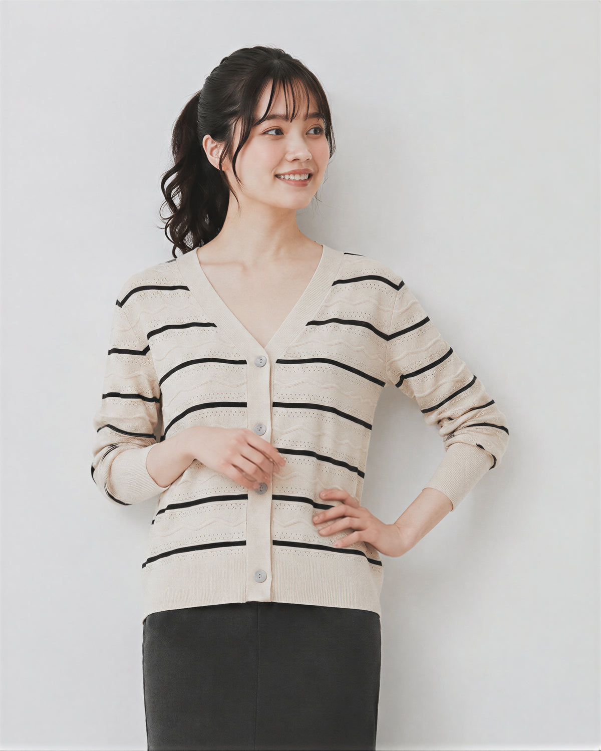 「秋季新品 」S-2XL V領條紋鏤空針織開襟衫