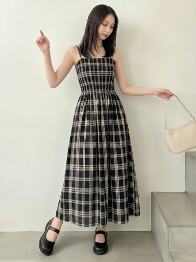 黑色X淺米色格紋蝴蝶結肩帶收腰細肩帶洋裝