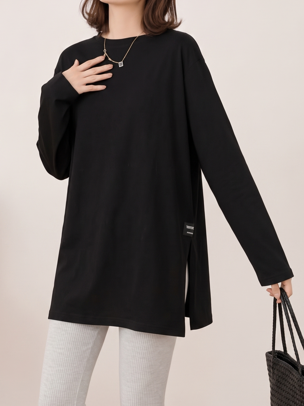 「秋季新品 」「兩色」S-2XL 寬鬆落肩開衩長袖T恤