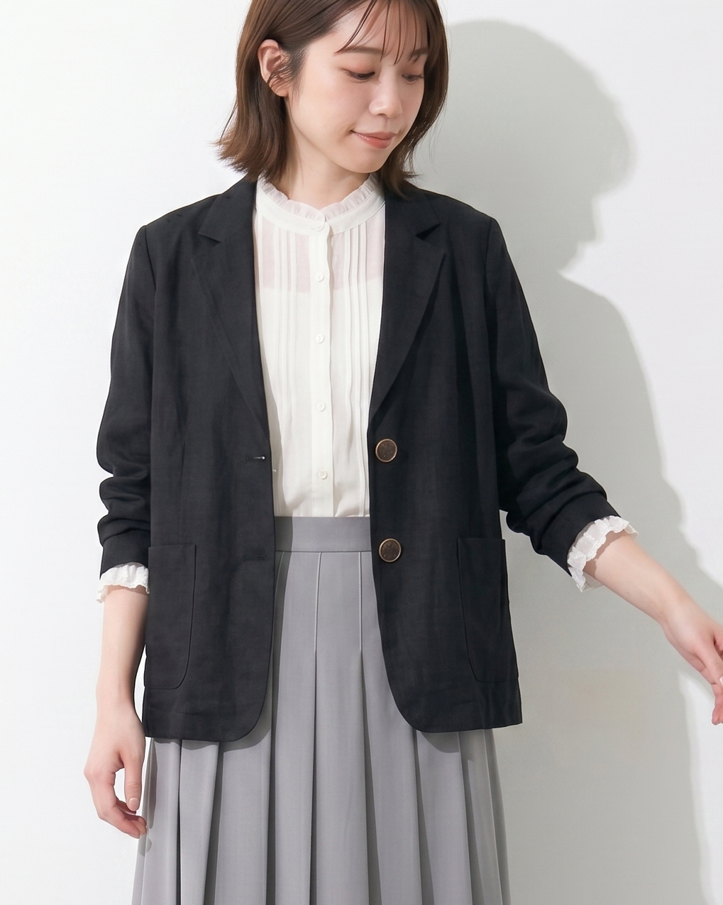 「多色」M-2XL 棉麻單排扣翻領短版西裝外套