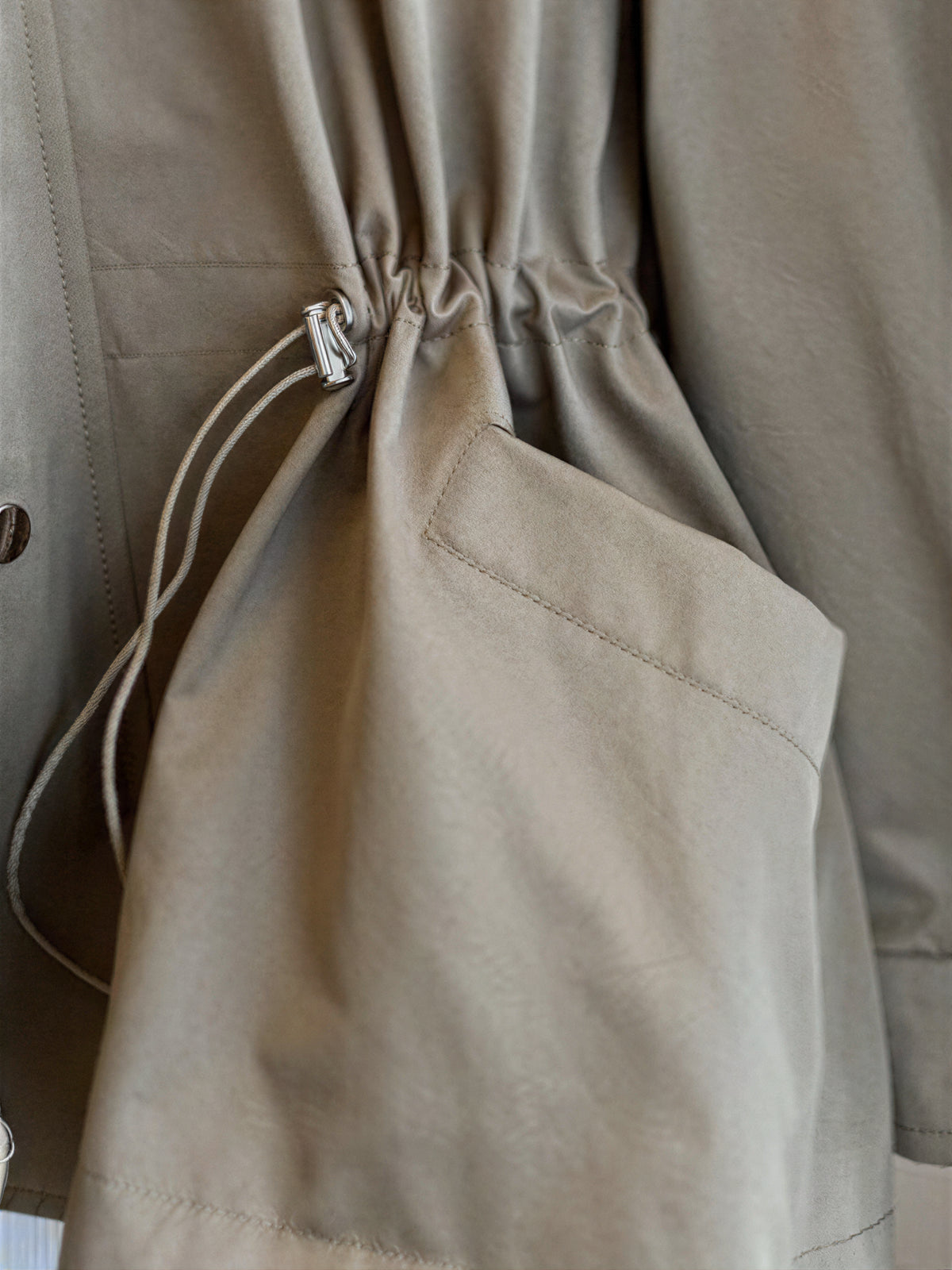 「兩色」「秋季新品 」 S-2XL 連帽抽繩廓形風衣