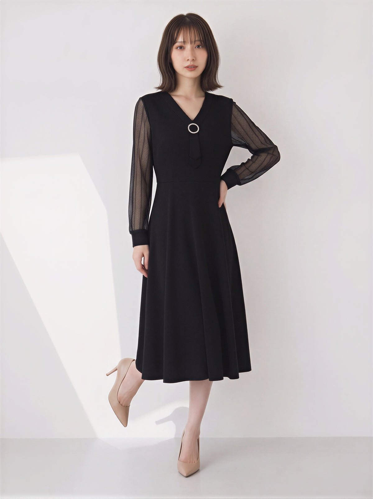 「秋季新品 」M~5XL V領收腰網紗袖蕾絲洋裝