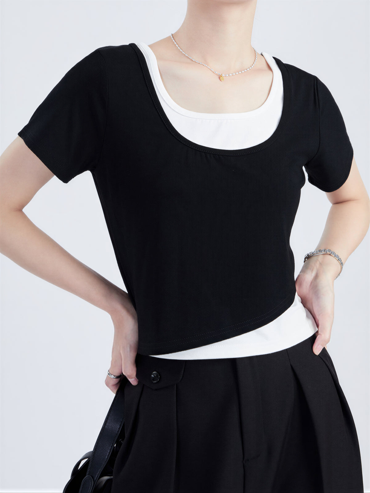 撞色拼接修身假兩件短袖T恤