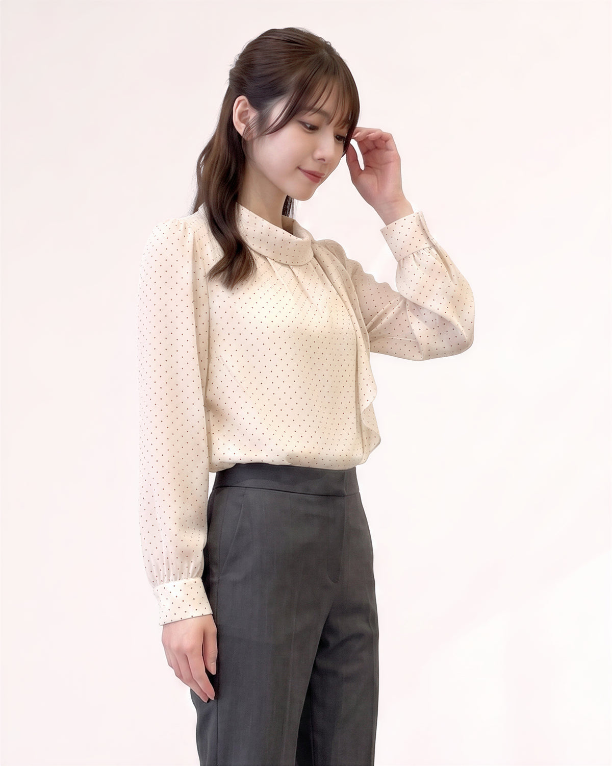 S-XL 米色波點木耳邊立領長袖襯衫
