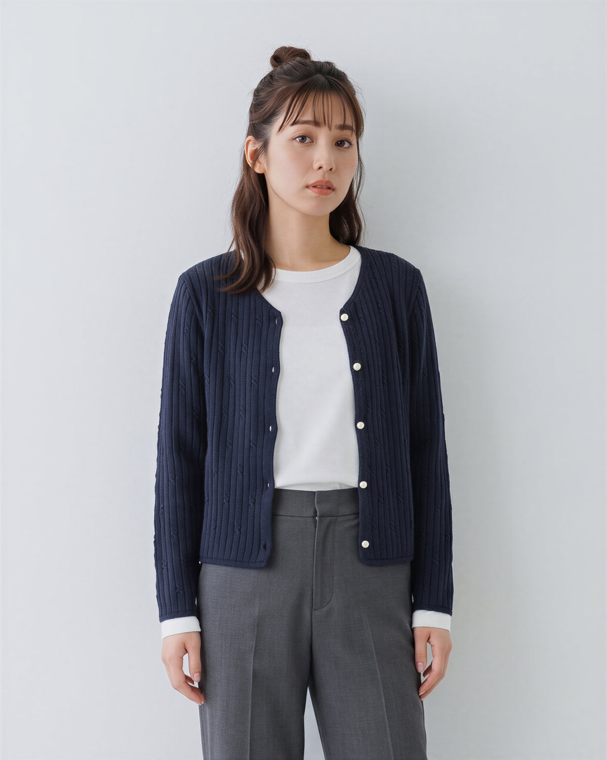 「秋季新品 」坑條立體紋針織開襟衫