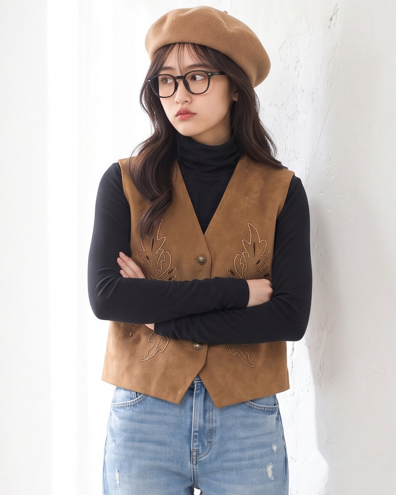 「秋季新品 」M-2XL 刺繡鏤空V領背心
