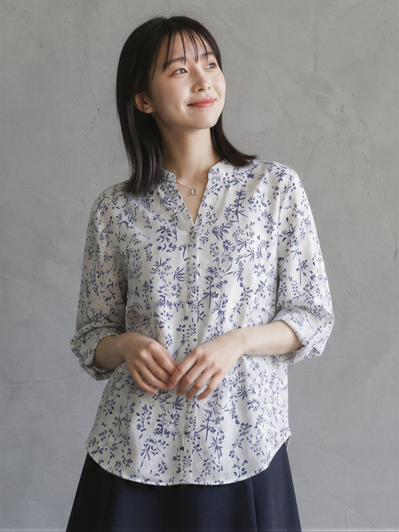 白色小立領碎花襯衫