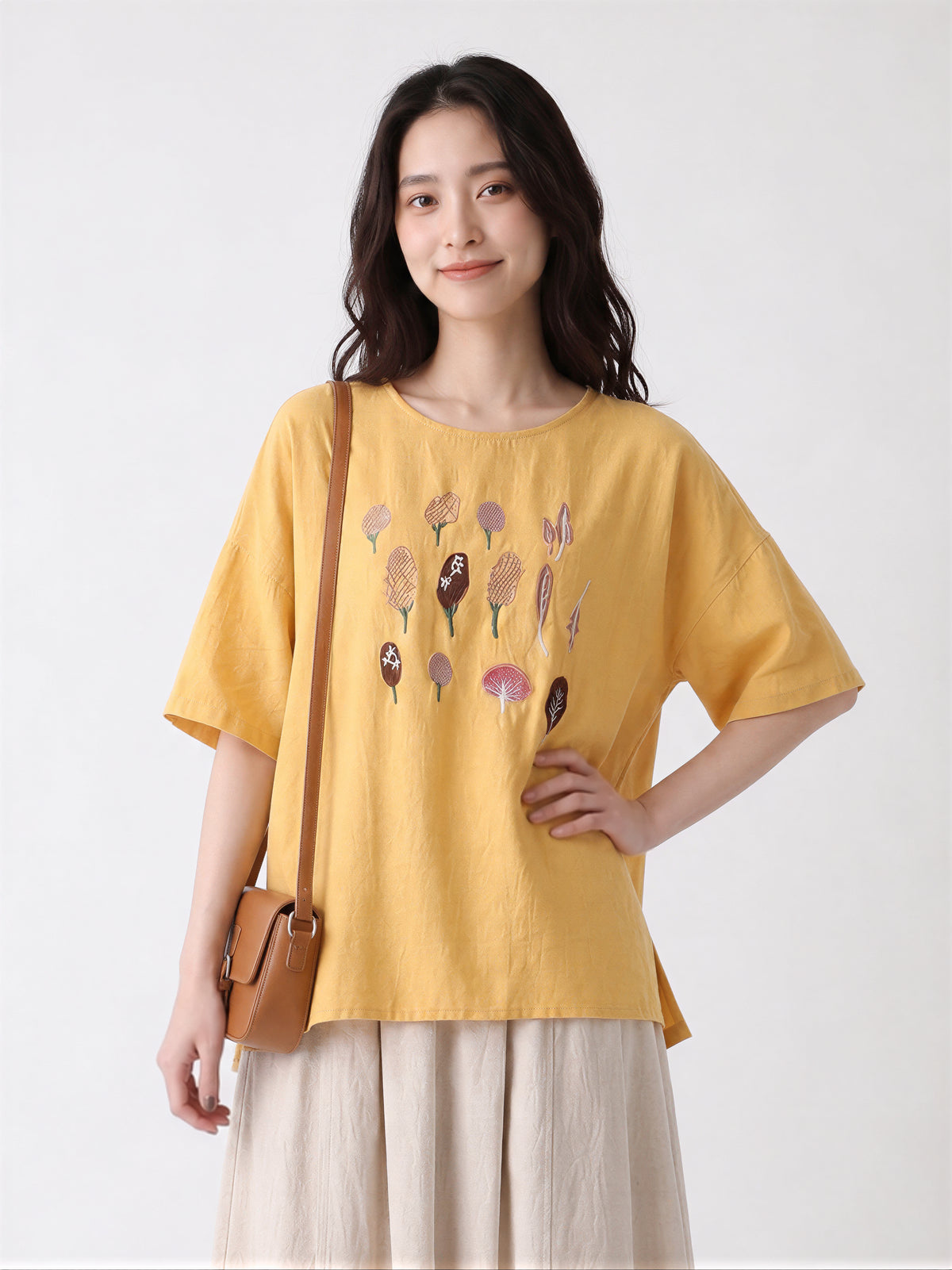 刺繡圖案寬鬆圓領T恤-黃色-2XL