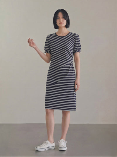 泡泡袖收腰扭褶條紋洋裝