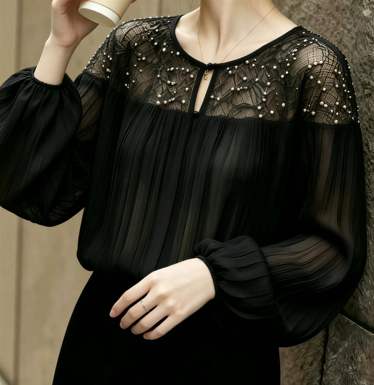 「兩色」「秋季新品 」S-2XL 釘珠刺繡壓褶襯衫