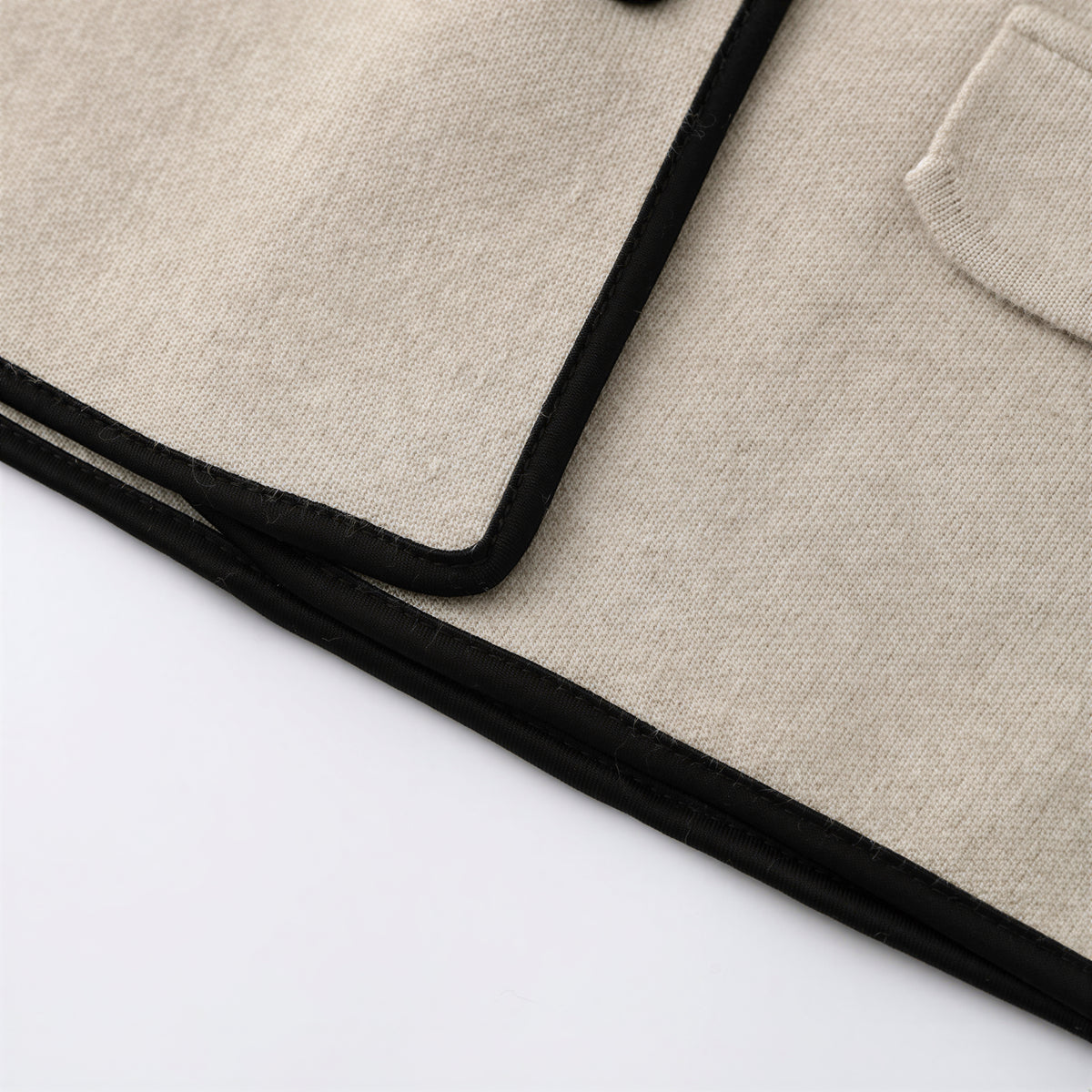 「兩色」「秋季新品 」 S-2XL 撞色滾邊圓領短版開襟衫
