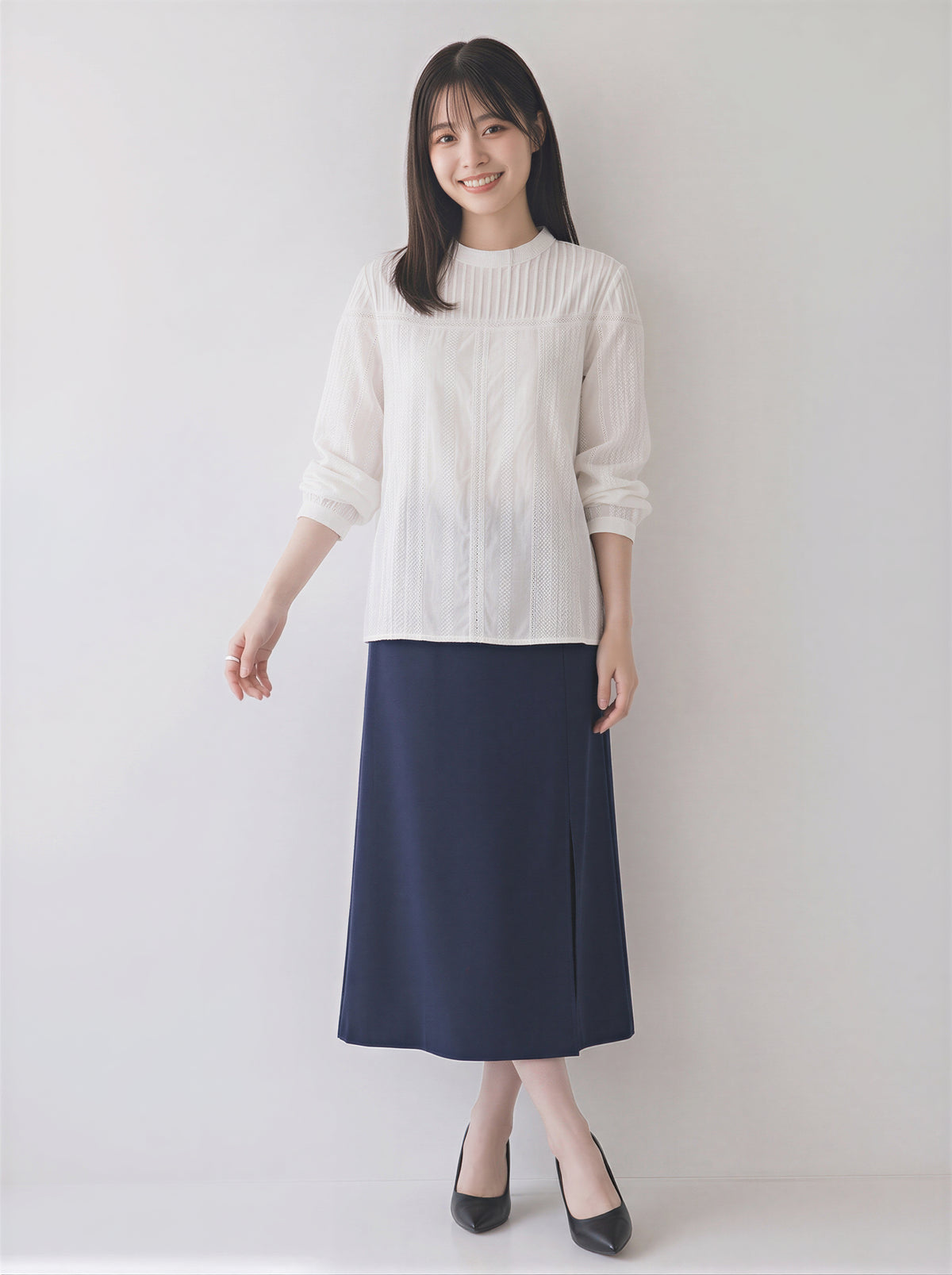 「秋季新品 」「兩色」M-2XL 立體壓褶蕾絲拼接燈籠袖襯衫